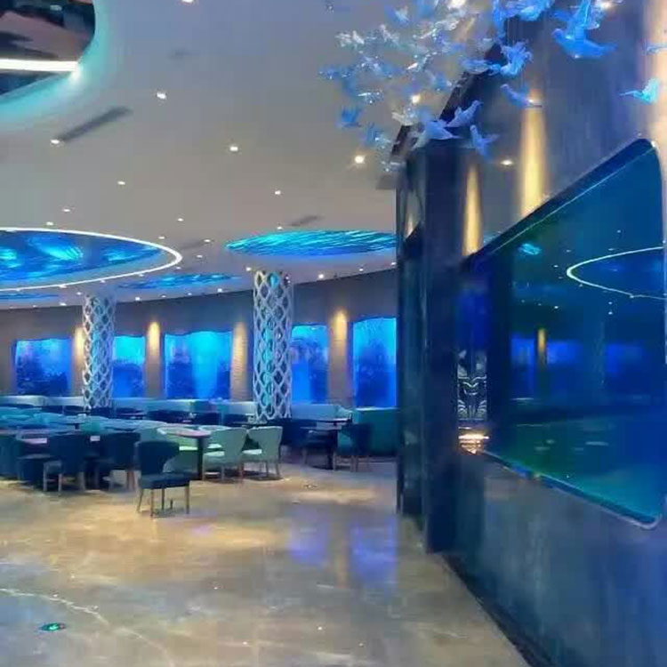 Features of an Acrylic Aquarium Restaurant