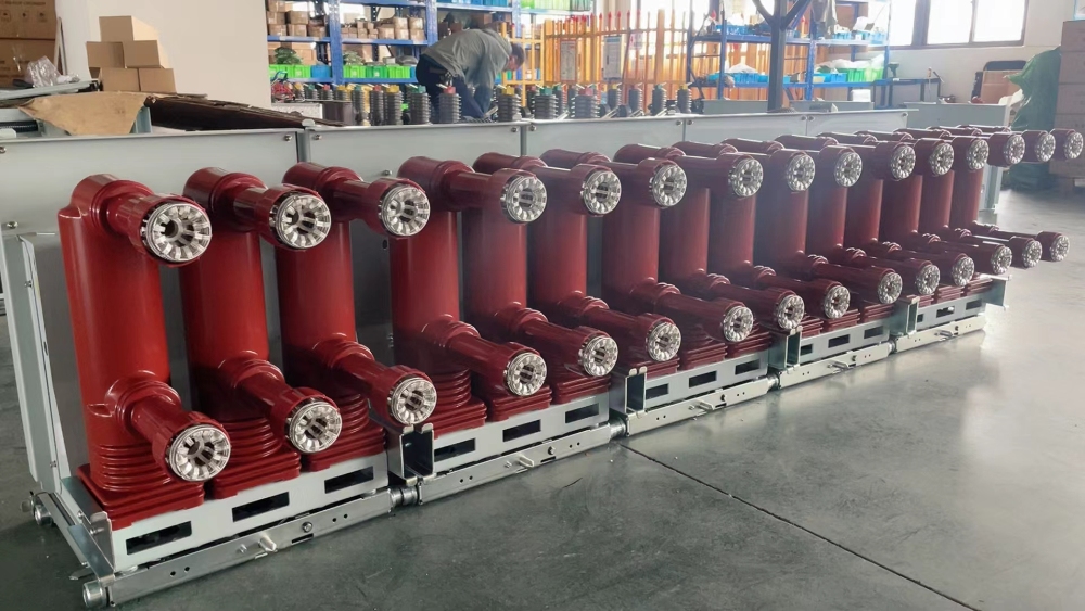 Indoor Circuit Breakers: Selecting the Best Supplier for Your Electrical Safety Needs