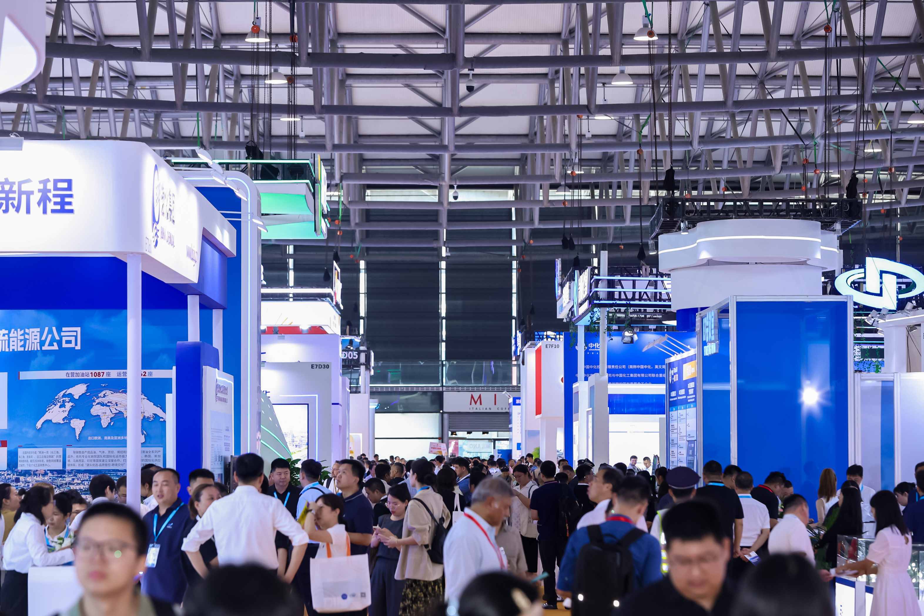 Digitalization in Chemical Industry: Where to Start Your Transformation Journey
