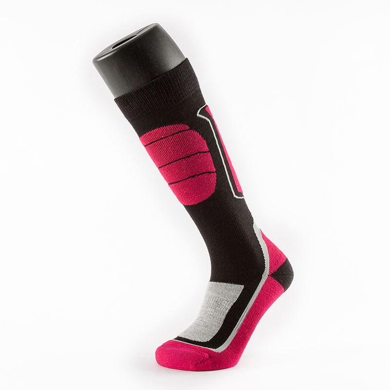 Top Skiing Socks Supplier Guide to Choosing the Perfect Pair